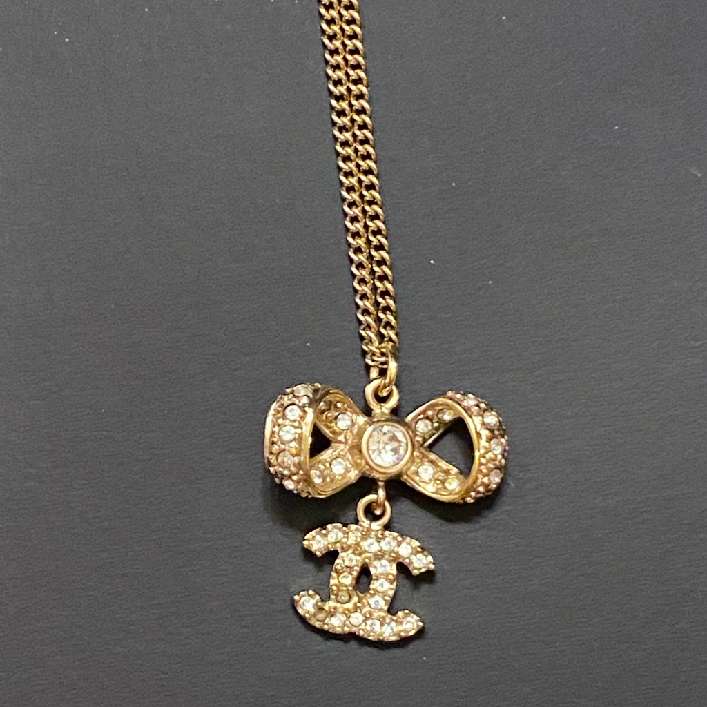 Chanel Authentic Pre-Owned Ribbon Bow Necklace